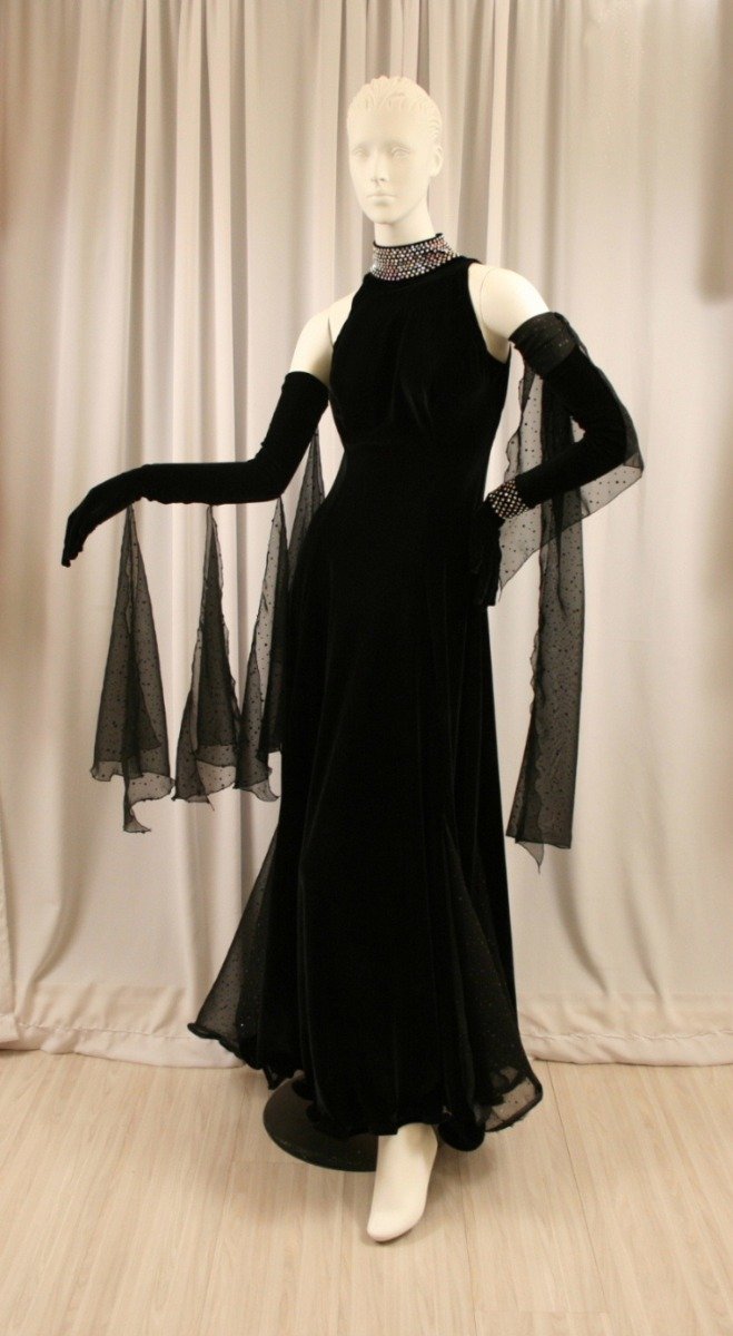 Black store ballroom dresses