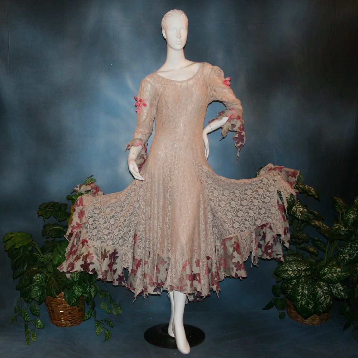 Social Ballroom Dress-Lacy & Flouncy